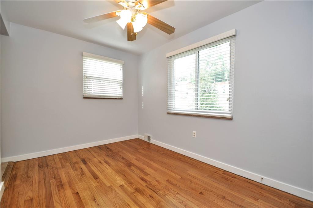 5968 Library Road Bethel Park, PA 15102 - Photo 7 of 25 Gallery Image 7