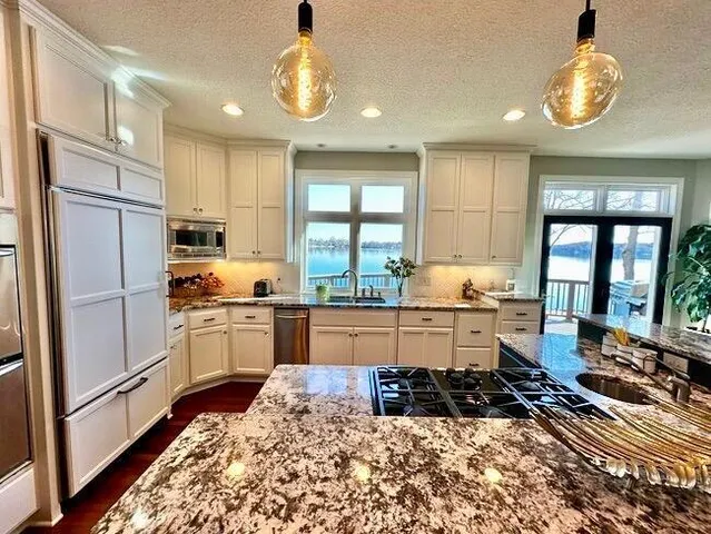 $13,900 | 5760 Oakview Lane North, Plymouth, MN 55442