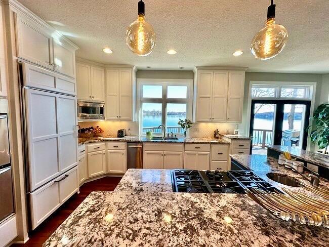 5760 Oakview Lane North Plymouth, MN 55442 - Photo 16 of 33