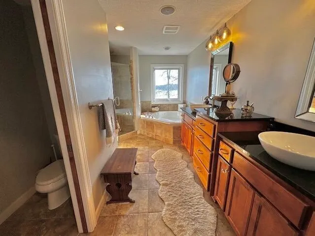 $13,900 | 5760 Oakview Lane North, Plymouth, MN 55442