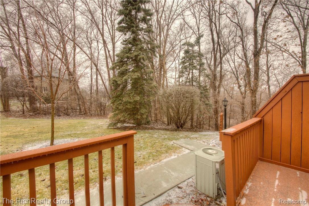 11701 Sycamore Road Plymouth, MI 48170 - Photo 33 of 34 33.jpeg