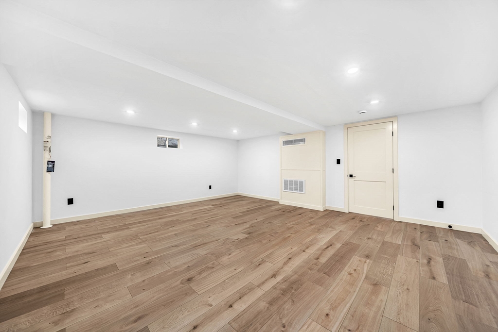 25 Shaw Road Wellesley, MA 02481 - Photo 24 of 28