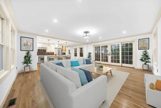 $1,995,000 | 25 Shaw Road, Wellesley, MA 02481