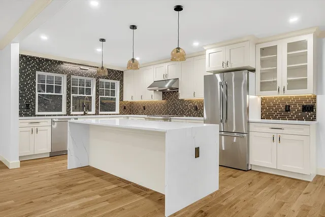 $1,995,000 | 25 Shaw Road, Wellesley, MA 02481