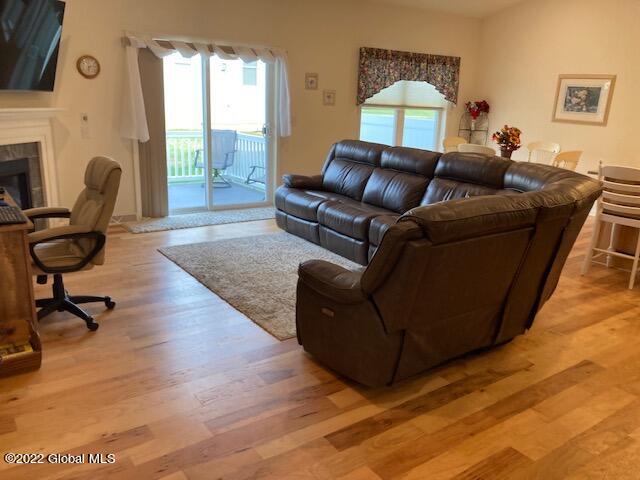 16 David Drive Bethlehem, NY 12077 - Photo 11 of 41 3481E6FC-54F4-4421-9488-B2B7DDBBA099
