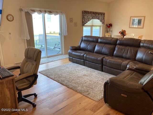 16 David Drive Bethlehem, NY 12077 - Photo 6 of 41 B2AC7527-025A-4787-BB2E-48228E02C93F