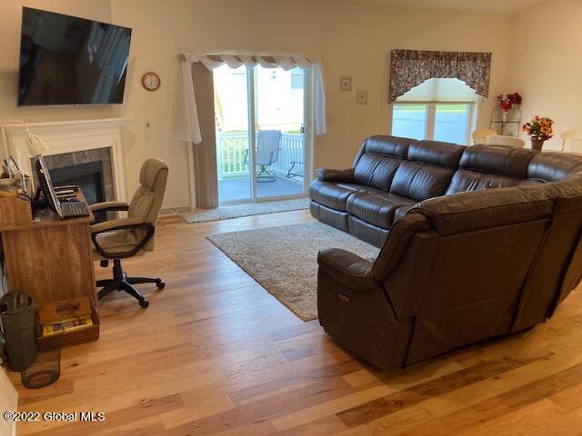 16 David Drive Bethlehem, NY 12077 - Photo 10 of 41 5F98347C-F2D3-464E-B278-A0025A7C4148