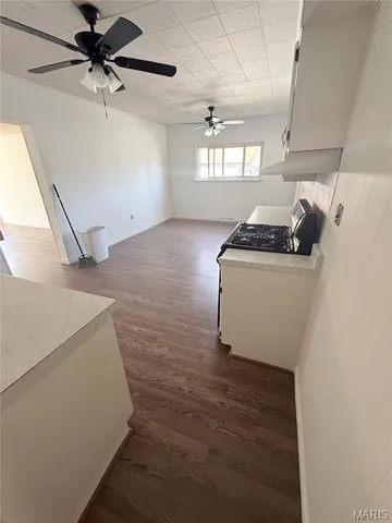 $235,000 | 19 Shumate Avenue, Maryland Heights, MO 63043