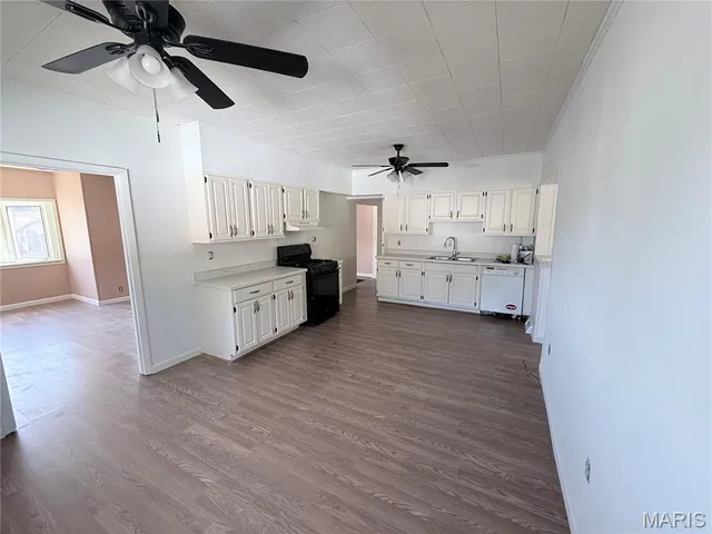 $235,000 | 19 Shumate Avenue, Maryland Heights, MO 63043