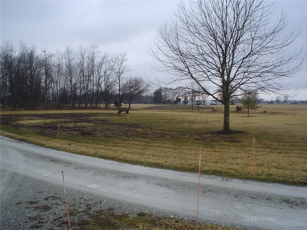 19819 Lamong Road Sheridan, IN 46069 - Photo 3 of 24 Gallery Image 3