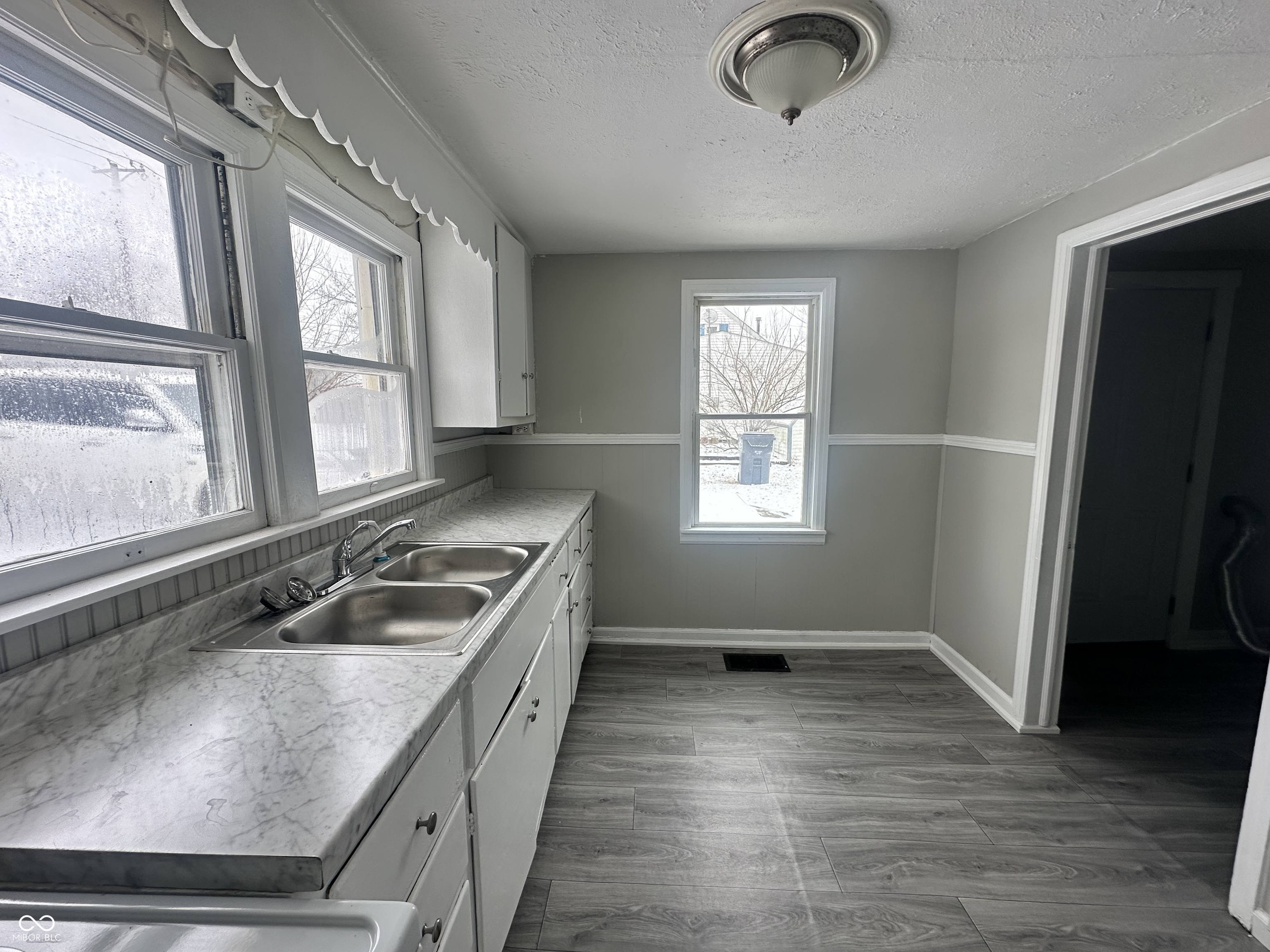 2415 East 9th Street Anderson, IN 46012 - Photo 12 of 20