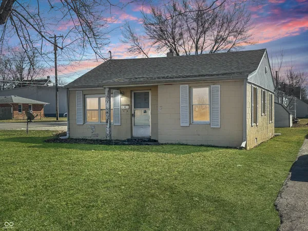 $72,500 | 2415 East 9th Street, Anderson, IN 46012