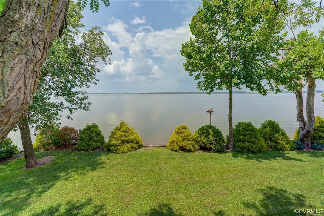810 Jordan Point Road Hopewell, VA 23860 - Photo 11 of 50 Gallery Image 11