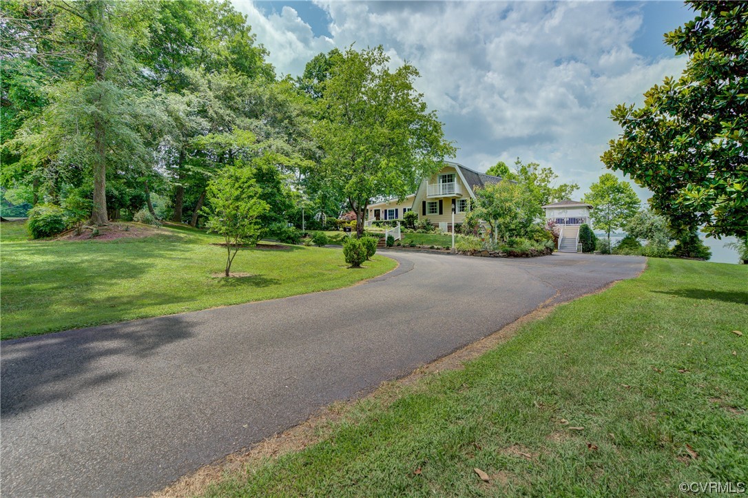 810 Jordan Point Road Hopewell, VA 23860 - Photo 4 of 50 Entrance