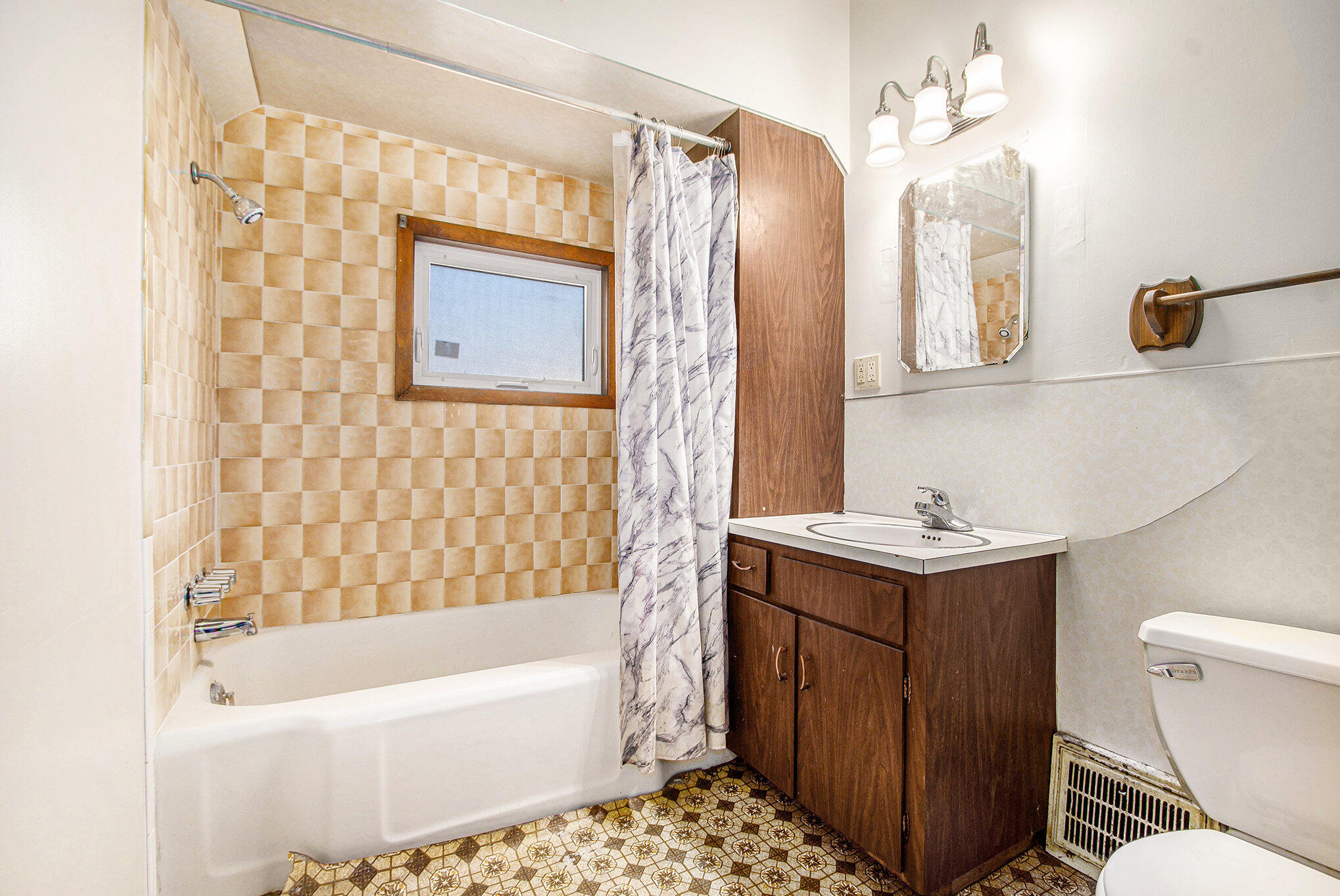 Undisclosed Address Manistee, MI 49660 - Photo 12 of 19 Full Bath