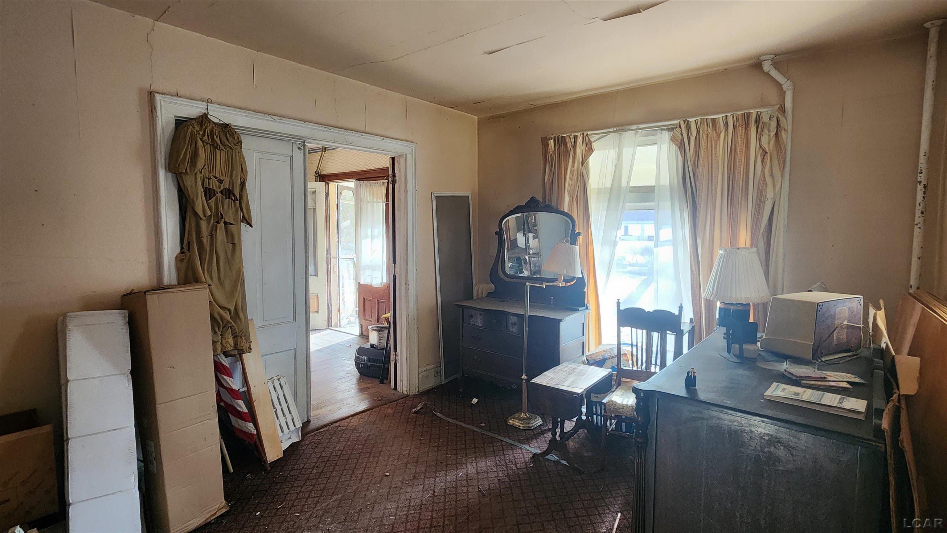116 Locust Street Clinton, MI 49236 - Photo 11 of 76 50130312-10b18a51-0acd-4c9e-836d-a577634f89a4.JPG