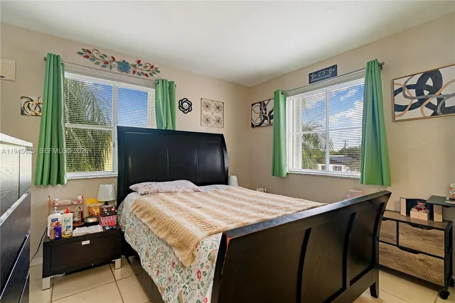 $379,000 | 19620 Southwest 103rd Court, Unit 11, Cutler Bay, FL 33157