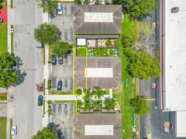 $379,000 | 19620 Southwest 103rd Court, Unit 11, Cutler Bay, FL 33157