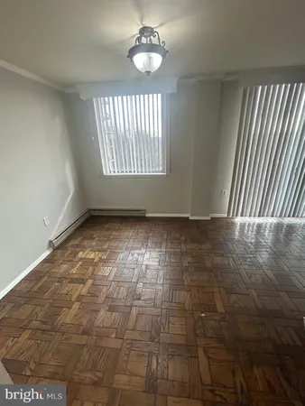 $2,400 | 3245 Rio Drive, Unit 702, Falls Church, VA 22041