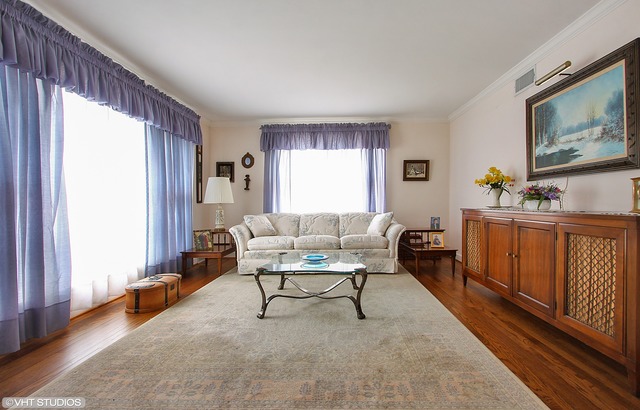 2525 Illinois Road Northbrook, IL 60062 - Photo 2 of 10 Gallery Image 2