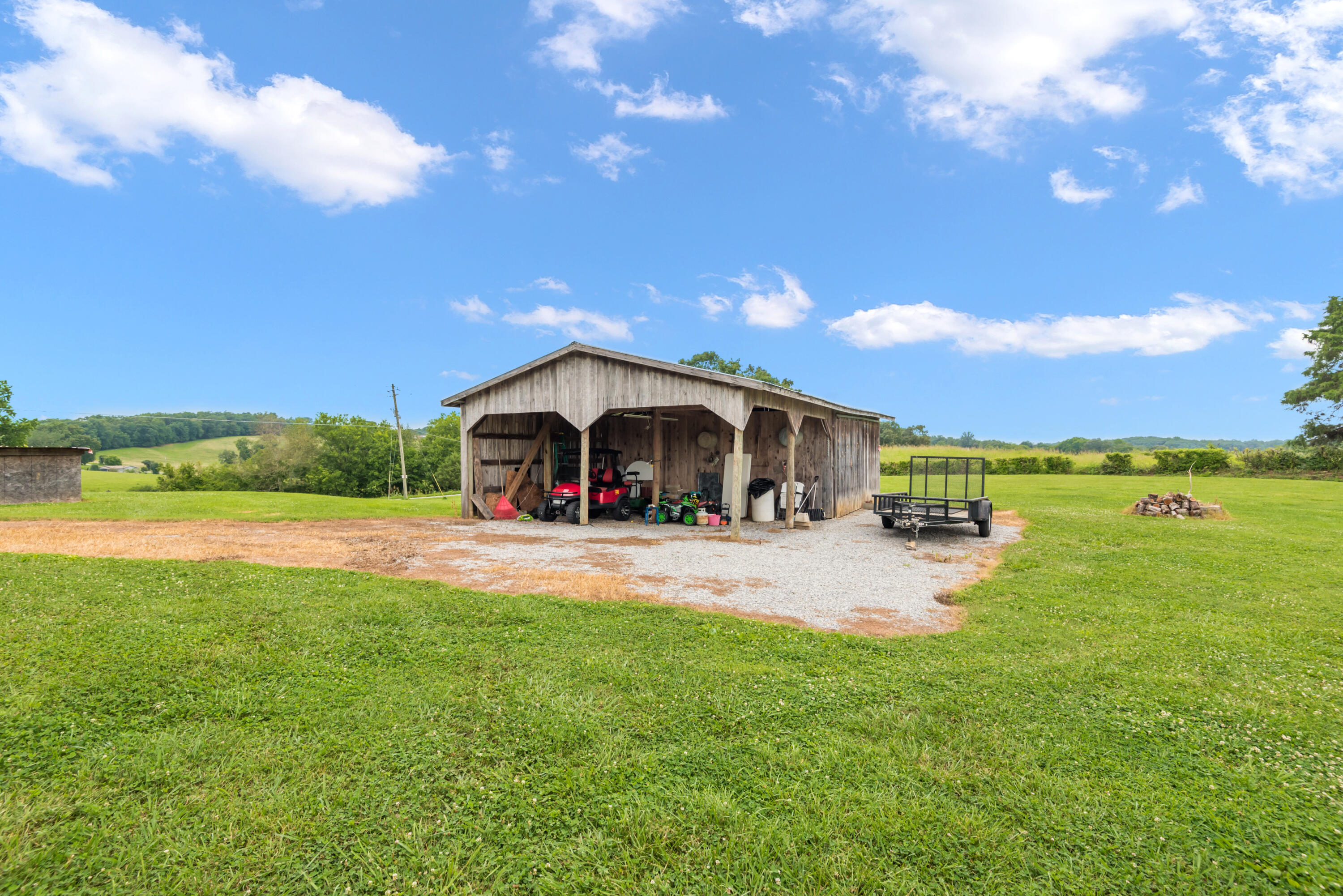 1022 Seed Tick Road Philadelphia, TN 37846 - Photo 26 of 35 1022SeedTickRd_-35