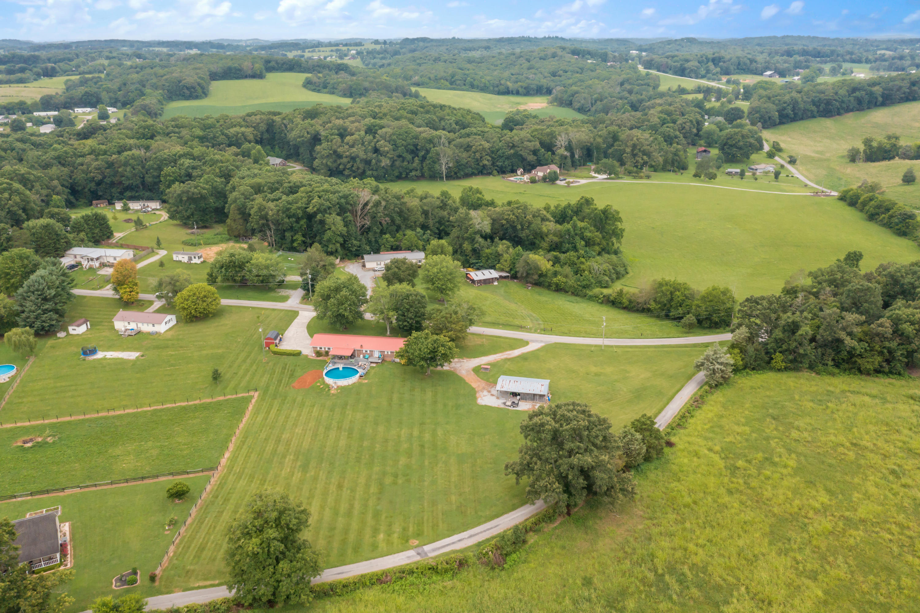 1022 Seed Tick Road Philadelphia, TN 37846 - Photo 32 of 35 1022SeedTickRd_-47