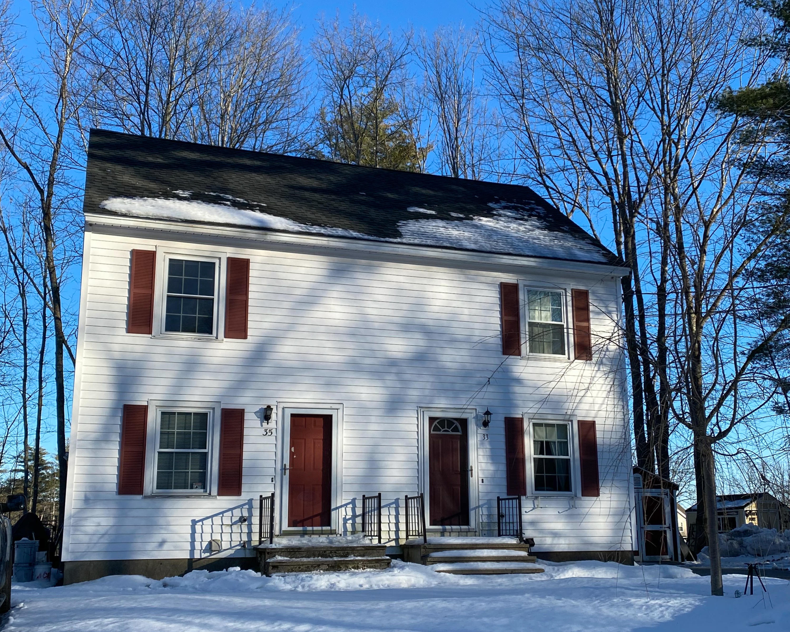 35 Springhill Drive, Unit A Springvale, ME 04083 - Photo 1 of 9 lenzen-10