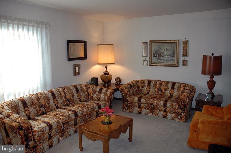 2792 Old Orchard Road Lancaster, PA 17601 - Photo 7 of 11