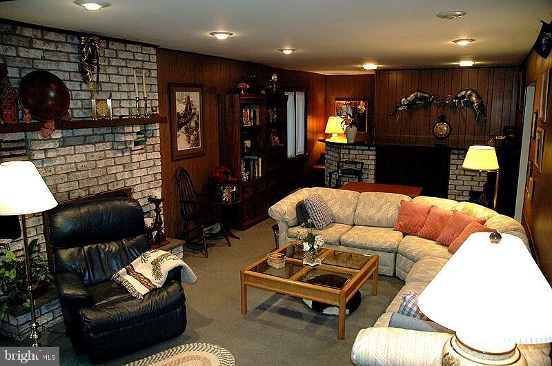 2792 Old Orchard Road Lancaster, PA 17601 - Photo 8 of 11