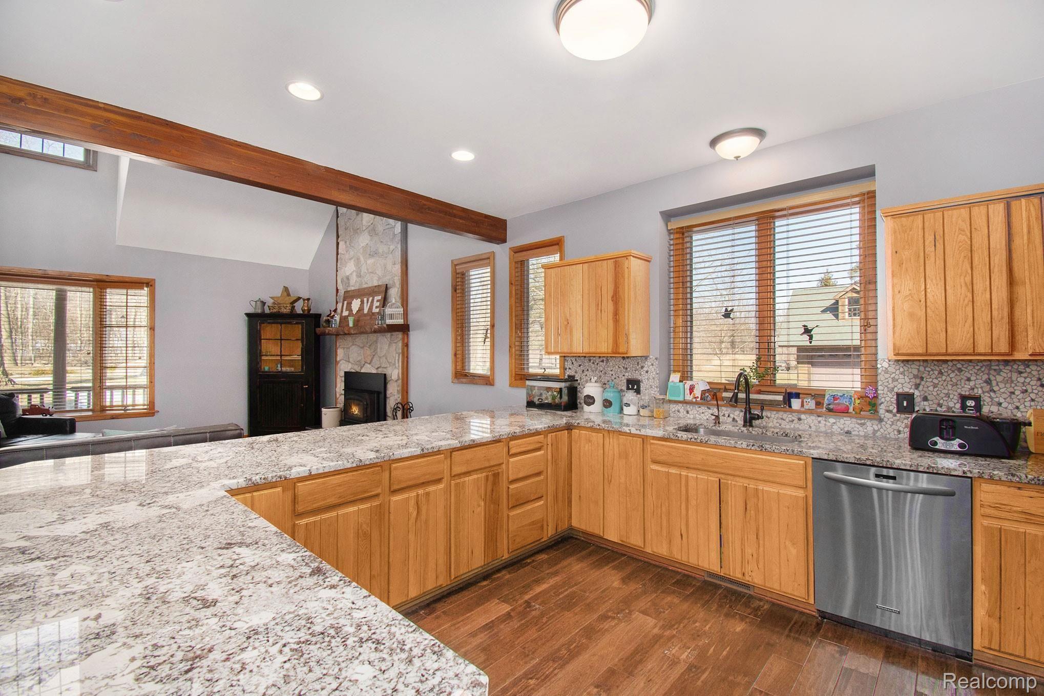 4260 Lake George Road Leonard, MI 48367 - Photo 15 of 37 200305-Kuperts-4260-Lake-George_11.jpg
