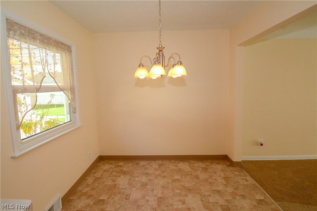 799 Glenhurst Road Willowick, OH 44095 - Photo 6 of 35