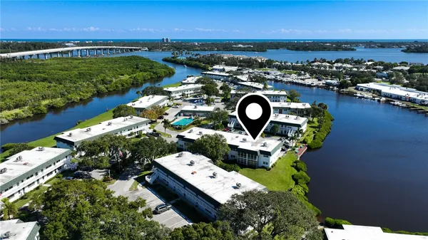 $219,000 | 2800 Indian River Boulevard, Unit 10J, Vero Beach, FL 32960