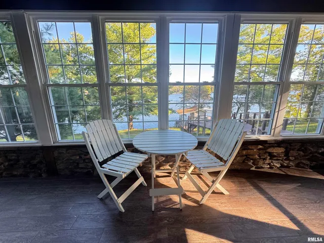 $499,000 | 135 Oak Circle, Goreville, IL 62939