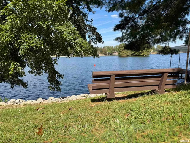 $499,000 | 135 Oak Circle, Goreville, IL 62939