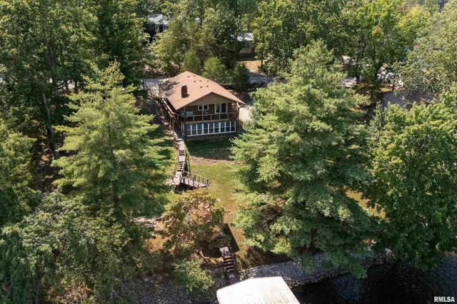 $499,000 | 135 Oak Circle, Goreville, IL 62939