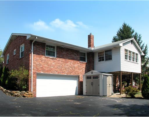 8526 Ridgemont Road Pittsburgh, PA 15237 - Photo 14 of 18 Exterior Back.
