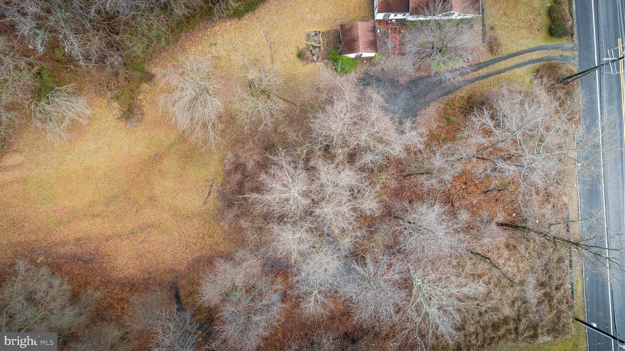8162 A Hog Neck Road Pasadena, MD 21122 - Photo 7 of 10 Gallery Image 7