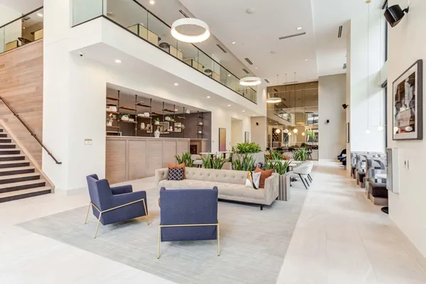 $9,830 | 270 Hennepin Avenue, Unit 2106, Minneapolis, MN 55401