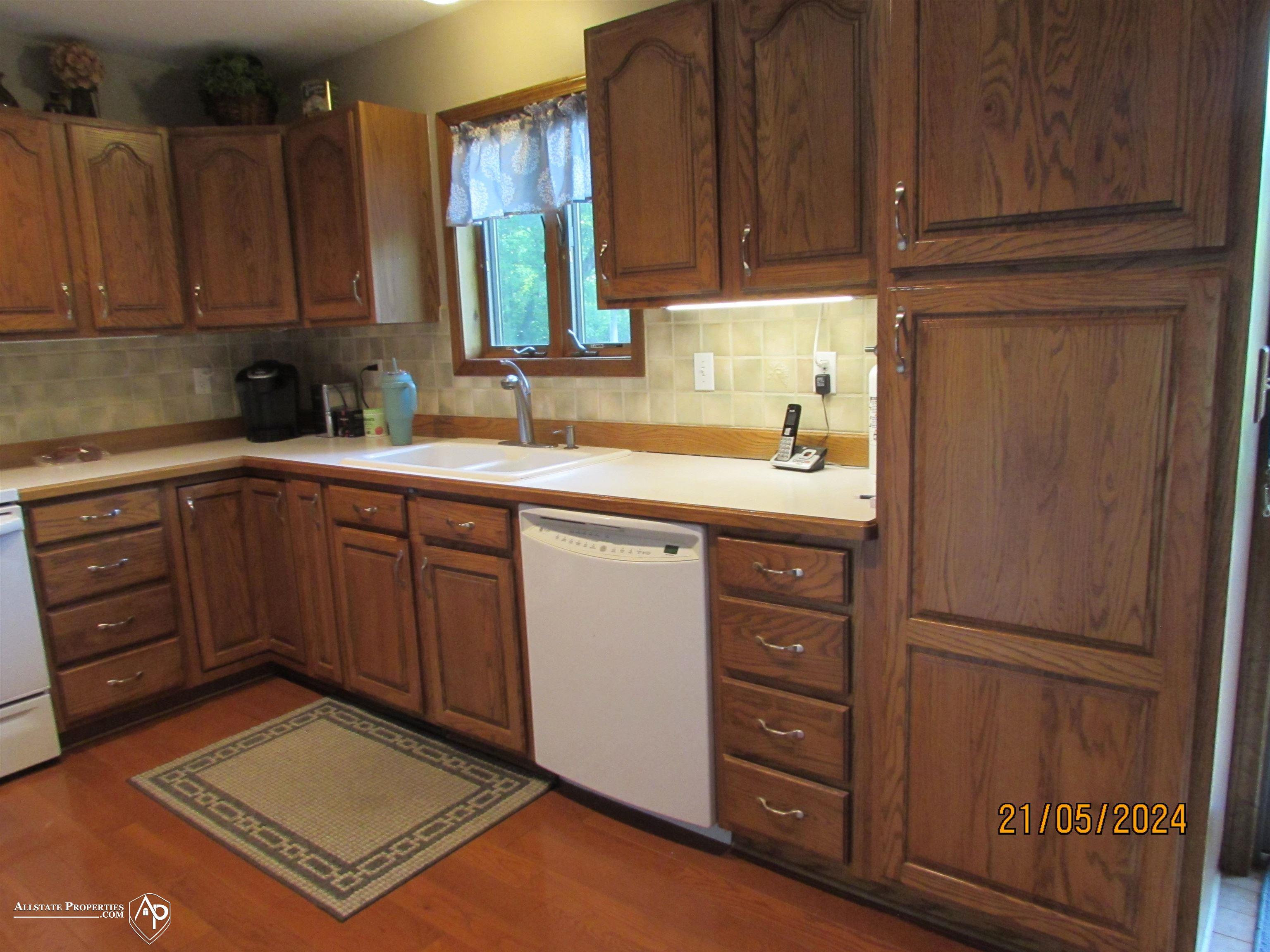 8025 East Potter Road Davison, MI 48423 - Photo 11 of 34