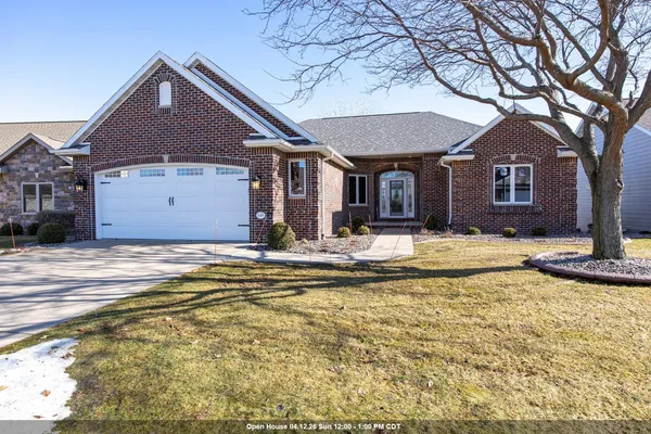 $599,900 | 849 Whisper Falls Lane, Menasha, WI 54952