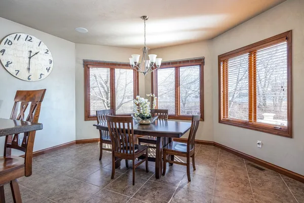 $624,900 | 849 Whisper Falls Lane, Menasha, WI 54952