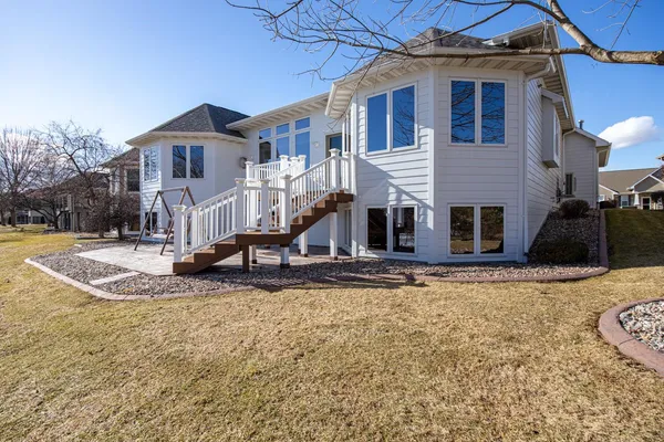 $624,900 | 849 Whisper Falls Lane, Menasha, WI 54952