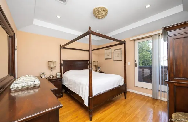 $1,550,000 | 70-13 Caldwell Avenue | Maspeth