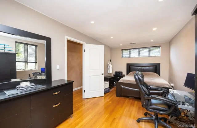 $1,550,000 | 70-13 Caldwell Avenue | Maspeth