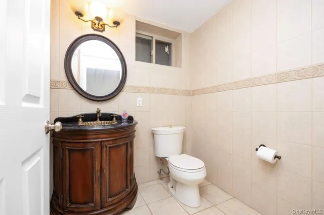 $1,550,000 | 70-13 Caldwell Avenue | Maspeth