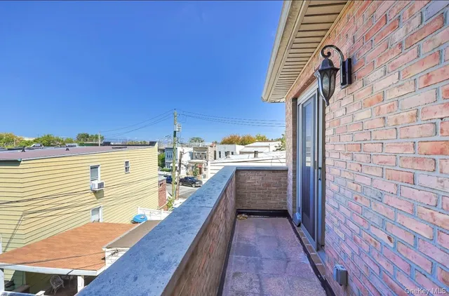$1,550,000 | 70-13 Caldwell Avenue | Maspeth