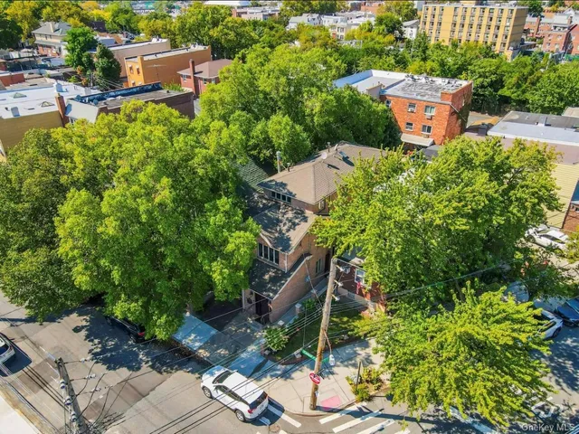 $1,550,000 | 70-13 Caldwell Avenue | Maspeth