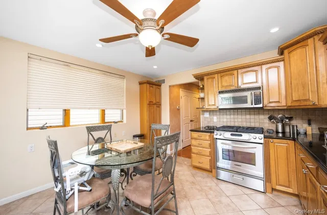 $1,550,000 | 70-13 Caldwell Avenue | Maspeth