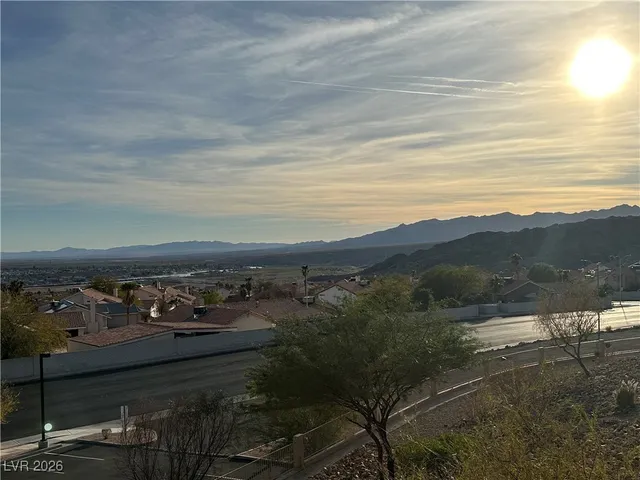 $225,000 | 2191 Bay Club Drive, Unit 202, Laughlin, NV 89029