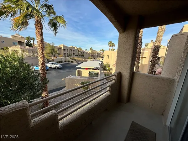$225,000 | 2191 Bay Club Drive, Unit 202, Laughlin, NV 89029